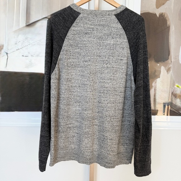 Lucky Brand Men's Gray Henley Sweater Size L Long Sleeve Raglan Casual - Picture 7 of 9